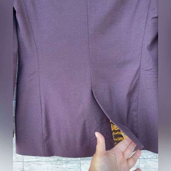 Dolce & Gabbana
Virgin wool 2 piece pant suit size 28/42 usa 6 - Picture 10 of 17